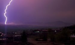 Şimşekler Diyarbakır’da görsel bir şölen sundu!