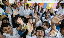 20 milyon öğrenci tatilden sonra sıralara dönüyor!