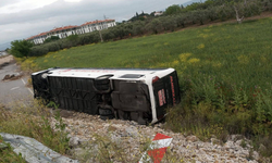Manisa’da yolcu otobüsü devrildi: 16 kişi yaralandı