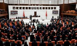 Muhalefetin önergesi ilk kez mecliste kabul edildi