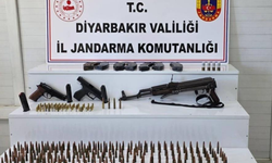 Diyarbakır 6 bin paket kaçak sigara ve silahlar ele geçirildi