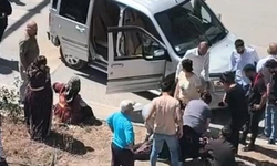 Hakkari’de fren arızası nedeniyle çekici 6 araca çarptı