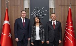 Hatimoğulları ve Bakırhan, CHP Lideri Özel ile görüştü
