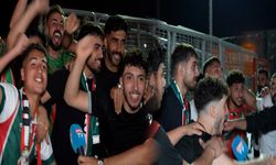 Amedspor taraftarları Keçiörengücü galibiyetini kutladı
