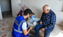 Diyarbakır’da Yaşlılar Günü’nde evde sağlık hizmeti