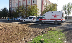 Adıyaman’da bıçaklı kişi sokakta 2 çocuğu hedef aldı