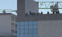 Diyarbakır Şehir Hastanesi’nde gerginlik: İşçiler yeniden çatıya çıktı