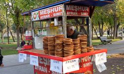 Diyarbakır’da herkes yesin diye Türkiye’nin en ucuz simidini satıyor
