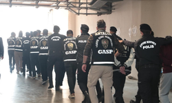 Sahte kadın profilleriyle dolandırıcılık çetesine operasyon