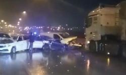 TAG Otoyolu'nda zincirleme facia: 12 araç çarpıştı, 13 kişi yaralandı