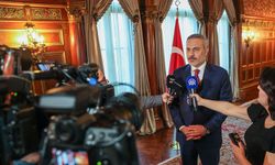 Trump-Şara görüşmesine katıldı, Kürtlerle ilgili detayları açıkladı