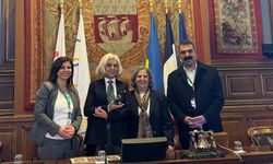 Diyarbakır Belediyesi Paris’te: Gültan Kışanak da eşlik etti