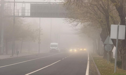 Diyarbakır’da sis görüş mesafesini düşürdü