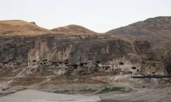Hasankeyf’te 5 bin yıllık mağaralar turizme açılıyor