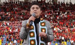 Tribünlerden Leyla Zana'ya destek, sahada Vanspor'dan fark