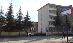 Yemeklerde fare çıktığı iddiası öğrencileri ayağa kaldırdı