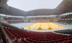 Diyarbakır Stadyumu’nda çimler için yapay güneş önlemi