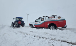 Diyarbakır’da kar ve tipi altında zorlu doğum operasyonu