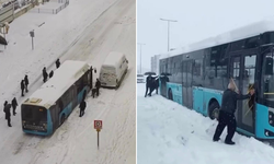 Diyarbakır’da kara saplanan halk otobüslerini vatandaşlar itti