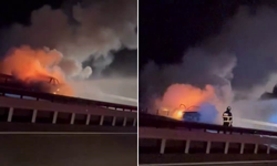 Diyarbakır’da seyir halindeki otomobil alev aldı