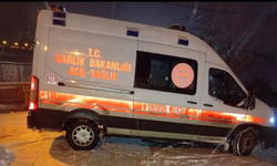 Diyarbakır’da yolda kalan ambulans için seferberlik
