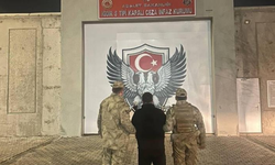 Eski İcra Müdür Yardımcısı yasa dışı girişte yakalandı