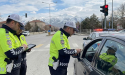 Trafikte yeni dönem: Hız, yarış ve kaçmaya ağır cezalar geliyor