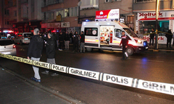 Bir evde 2'si kadın 3 kişi silahla vurulmuş halde bulundu