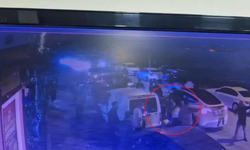 Diyarbakır’da park halindeki araçta 14 kurşun: Yaralanma anı kamerada