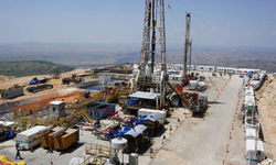 Diyarbakır’da sendikalaştıkları için işten atılan 15 Viking Service işçisi basın açıklaması yaptı