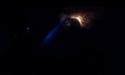 Diyarbakır’da uçuruma düşen otomobil alevlere teslim oldu