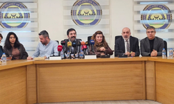 Diyarbakır’dan Kobani’ye gönderilen 25 tır yardım yerine ulaştı