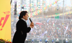 Diyarbakır Newrozu’nda Leyla Zana konuştu: Hükümete çağrı yaptı