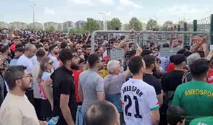 Amedspor’da biletli taraftarlar dışarıda kaldı