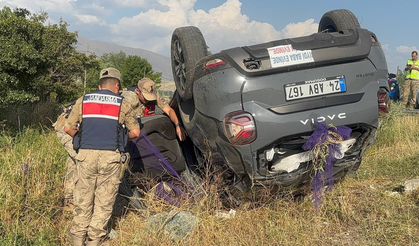 Erzincan’da trafik kazası: 1 kişi hayatını kaybetti, 4 yaralı