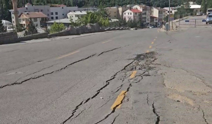 Erzurum’da heyelan paniği: 70 ev tahliye edildi