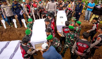 Endonezya’da şiddetli yağış afeti: Can kaybı 1000’i aştı