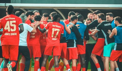 Dakika 15! Marco Silva kendi kalesine attı, Amedspor 1-0 önde