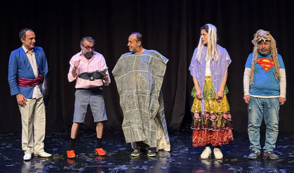 Diyarbakır’da Kürtçe tiyatro rüzgarı