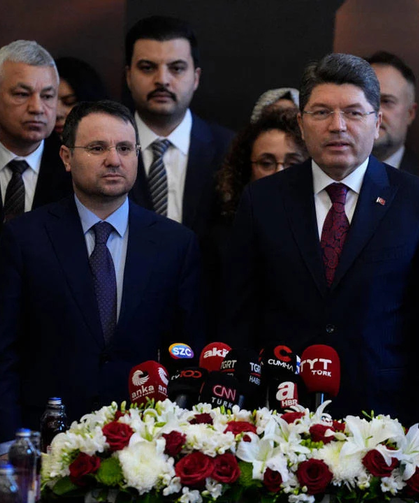 Kabine değişikliği sonrası bakanlık devir teslimleri başladı