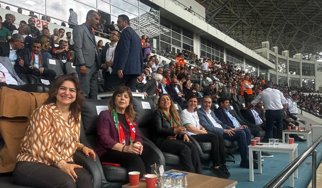Diyarbakır'da Amedspor Maçı İçin Büyük Yoğunluk