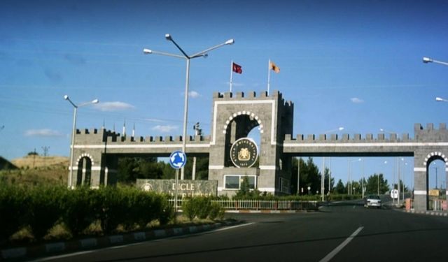 Diyarbakır’da Dekan Yardımcısını bıçaklayan öğrenci için iddianame hazırlandı