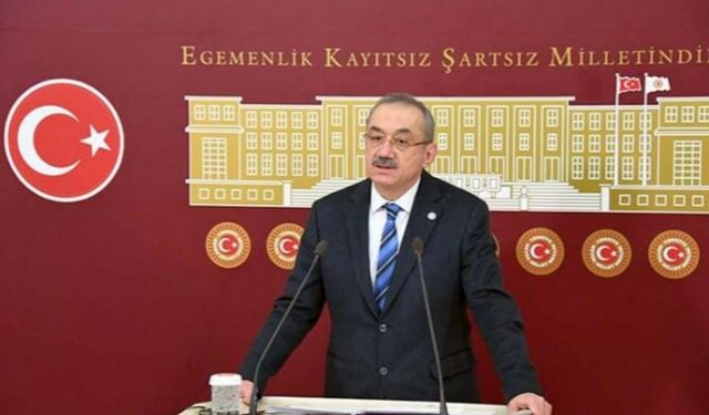 İYİ Parti'de İsmail Tatlıoğlu istifasını duyurdu