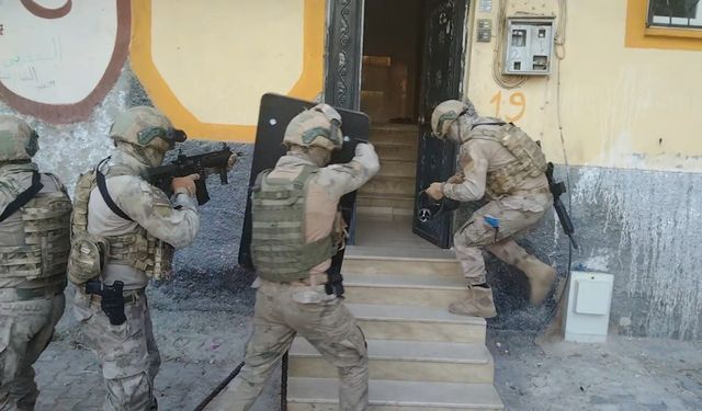 Şanlıurfa merkezli DEAŞ operasyonu: 8 kişi yakalandı