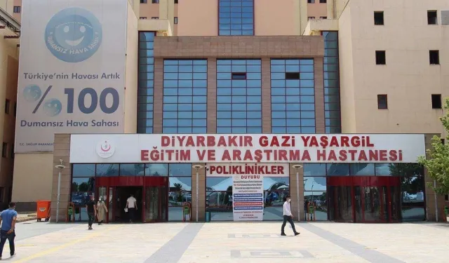 Mahkeme kararına rağmen Diyarbakır'da sağlıkçılar kamera izlemi altında