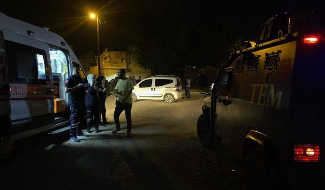 Diyarbakır’da aileler kavga etti: 2 yaralı