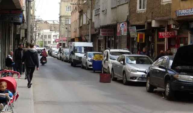 Diyarbakır'da bir cadde deprem yıkım çalışmaları için 12 gün kapatılacak