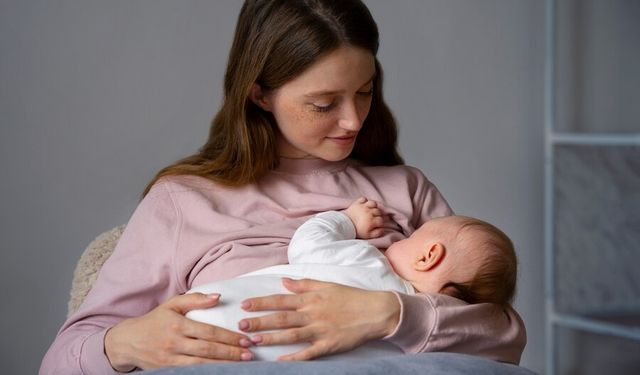 Anne sütü, bebeklerin sağlığında hayati öneme sahip