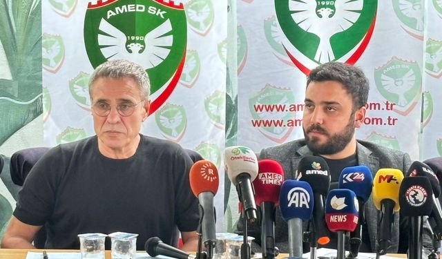 Ersun Yanal ve Amedspor yönetimi basınla bir araya geldi