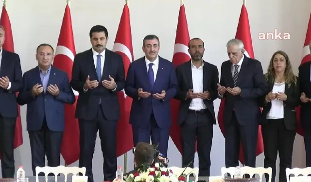 AK Parti ve DEM Partinin katılımıyla aileler arasındaki husumet bitirildi